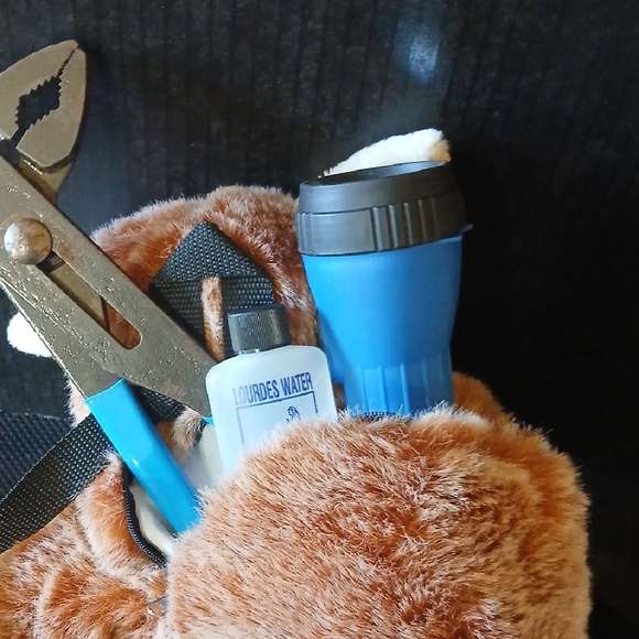 The BushBaby Galago Super Cute Backpack That's Ultra Soft & Really Huggable! New - Picture 6 of 9